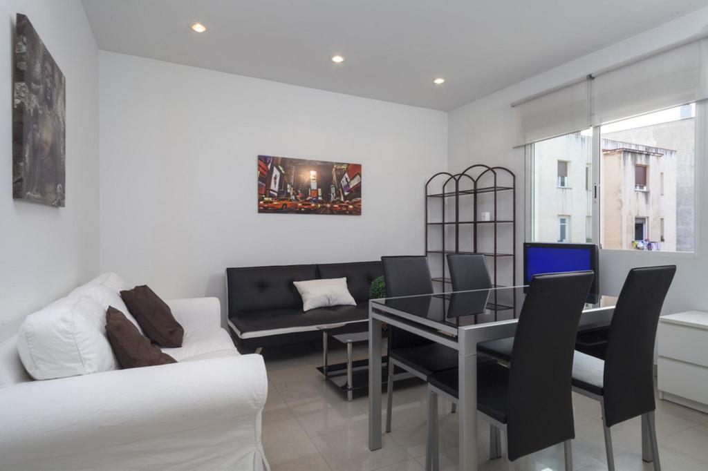Gran Via Apartment Madrid Room photo